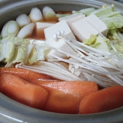 湯豆腐おいしかったです(^o^)
野菜もたっぷり、あたたまりました♪